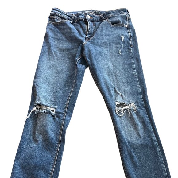 Old Navy Denim - Women’s Old Navy Rockstar Distressed Jeans – Size 8